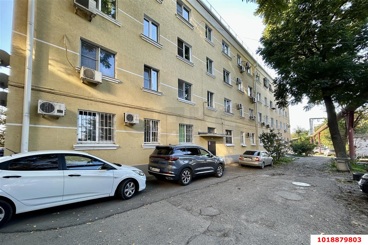Фото №16: Комната 12&nbsp;м², 3/4&nbsp;эт. - Краснодар, Центральный внутригородской округ, мкр. Дубинка, ул. Ставропольская, 3