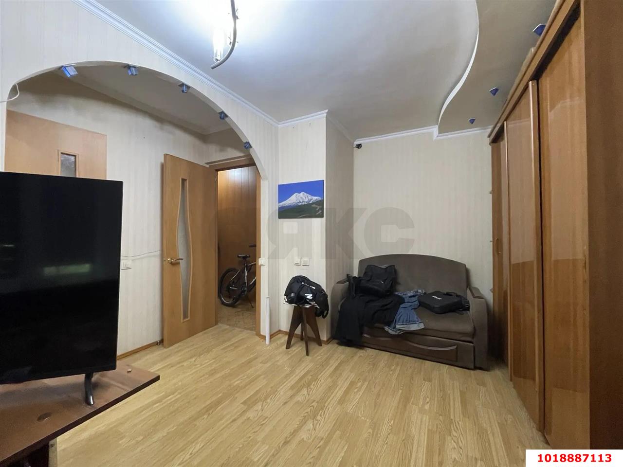 Фото №1: 1-комнатная квартира 31&nbsp;м², 1/5&nbsp;эт. - Краснодар, Карасунский внутригородской округ, мкр. Черёмушки, ул. Ставропольская, 173