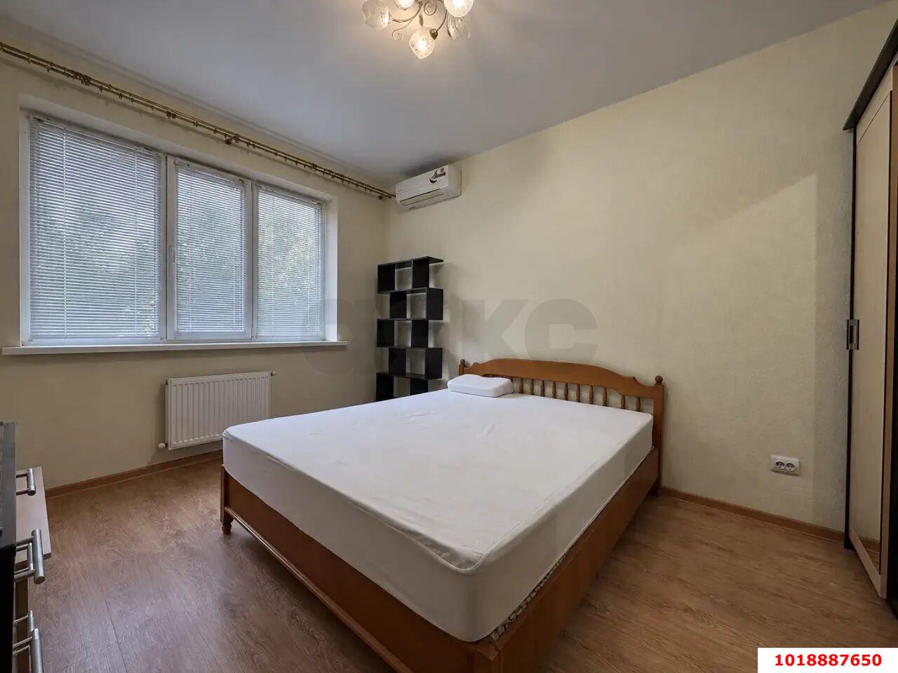 Фото №4: 1-комнатная квартира 36&nbsp;м², 1/3&nbsp;эт. - Краснодар, мкр. Прикубанский внутригородской округ, ул. Сахалинская, 12