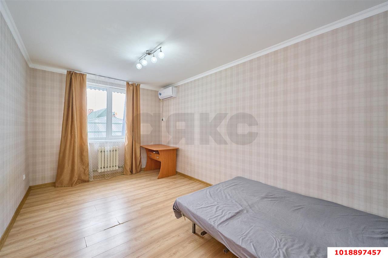 Фото №2: 1-комнатная квартира 30&nbsp;м², 6/6&nbsp;эт. - Краснодар, Западный внутригородской округ, мкр. Сельскохозяйственный Институт, ул. Алма-Атинская, 2Б