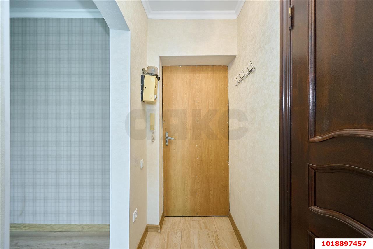 Фото №10: 1-комнатная квартира 30&nbsp;м², 6/6&nbsp;эт. - Краснодар, Западный внутригородской округ, мкр. Сельскохозяйственный Институт, ул. Алма-Атинская, 2Б
