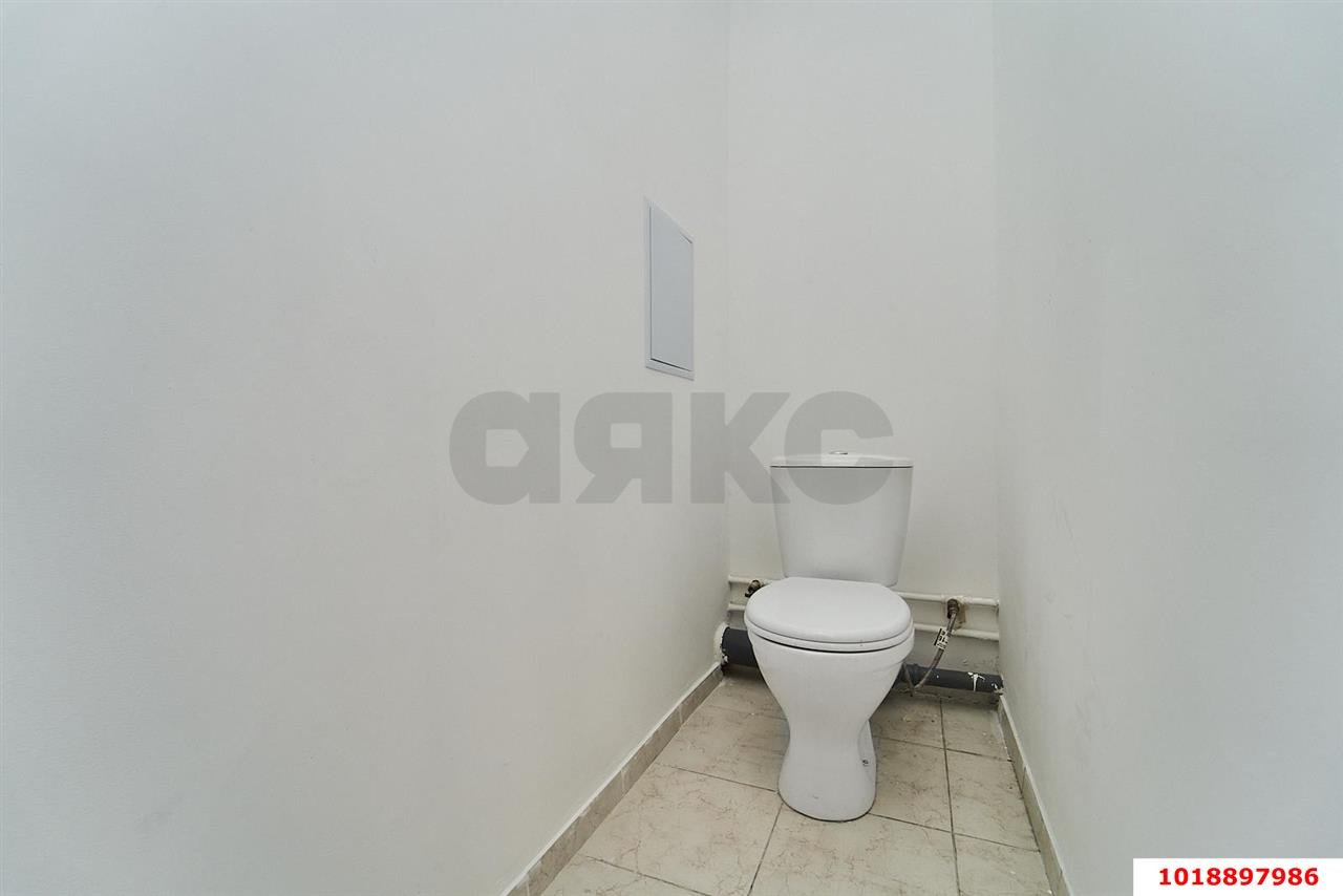 Фото №12: 2-комнатная квартира 60&nbsp;м², 16/16&nbsp;эт. - Краснодар, Прикубанский внутригородской округ, Восточный, мкр. жилой комплекс Квартал № 6, ул. Генерал-лейтенанта Александра Сапрунова, 15