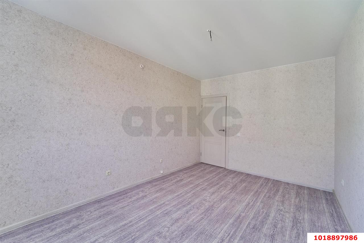 Фото №10: 2-комнатная квартира 60&nbsp;м², 16/16&nbsp;эт. - Краснодар, Прикубанский внутригородской округ, Восточный, мкр. жилой комплекс Квартал № 6, ул. Генерал-лейтенанта Александра Сапрунова, 15