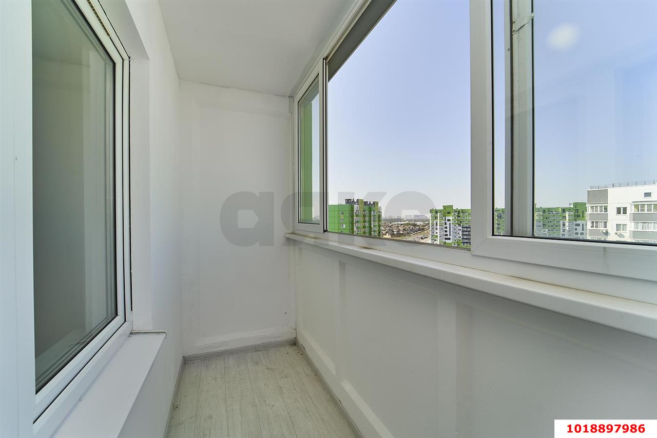 Фото №15: 2-комнатная квартира 60&nbsp;м², 16/16&nbsp;эт. - Краснодар, Прикубанский внутригородской округ, Восточный, мкр. жилой комплекс Квартал № 6, ул. Генерал-лейтенанта Александра Сапрунова, 15