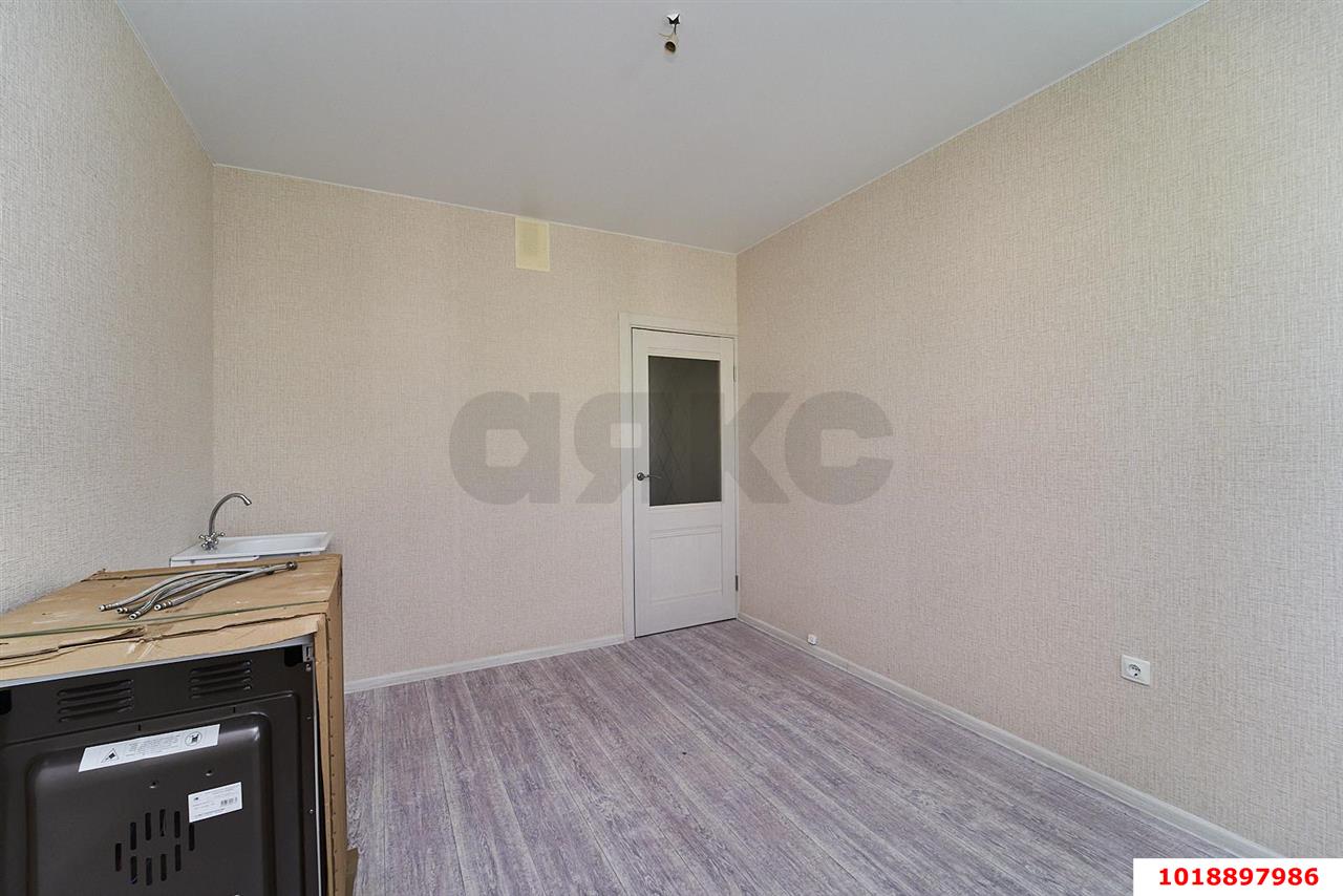 Фото №5: 2-комнатная квартира 60&nbsp;м², 16/16&nbsp;эт. - Краснодар, Прикубанский внутригородской округ, Восточный, мкр. жилой комплекс Квартал № 6, ул. Генерал-лейтенанта Александра Сапрунова, 15