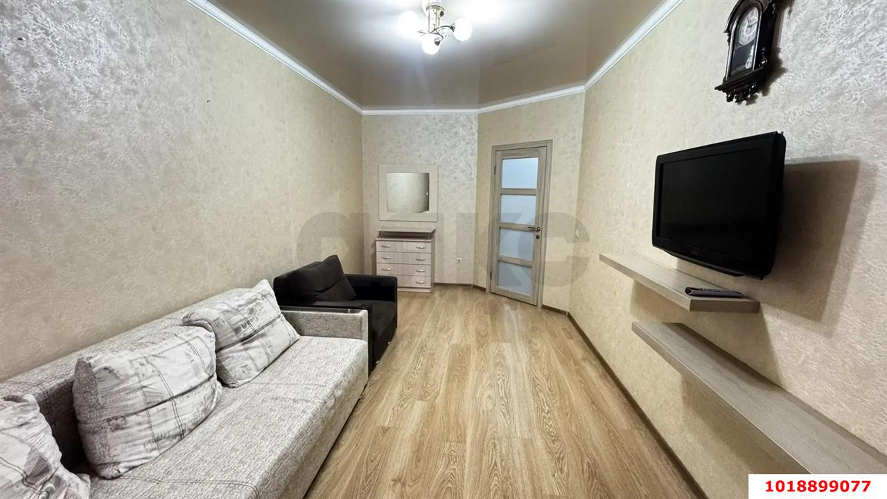 Фото №4: 1-комнатная квартира 43&nbsp;м², 6/13&nbsp;эт. - Краснодар, Прикубанский внутригородской округ, Фестивальный, Солнечный, мкр. ЖК Солнечный Парк, ул. имени Симиренко, 37к1