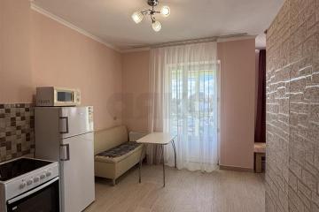 Фото №1: 1-комнатная квартира 37 м², 7/17 эт. - Краснодар, мкр. Центральный, ул. Коммунаров, 270