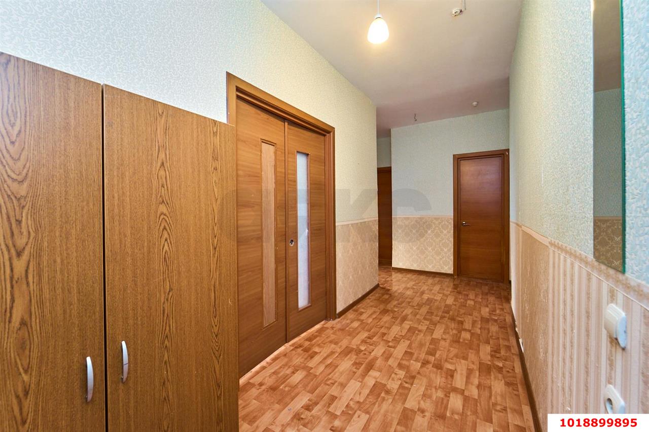 Фото №12: 2-комнатная квартира 74&nbsp;м², 4/17&nbsp;эт. - Краснодар, Прикубанский внутригородской округ, мкр. имени Маршала Жукова, ул. Александра Покрышкина, 4/4