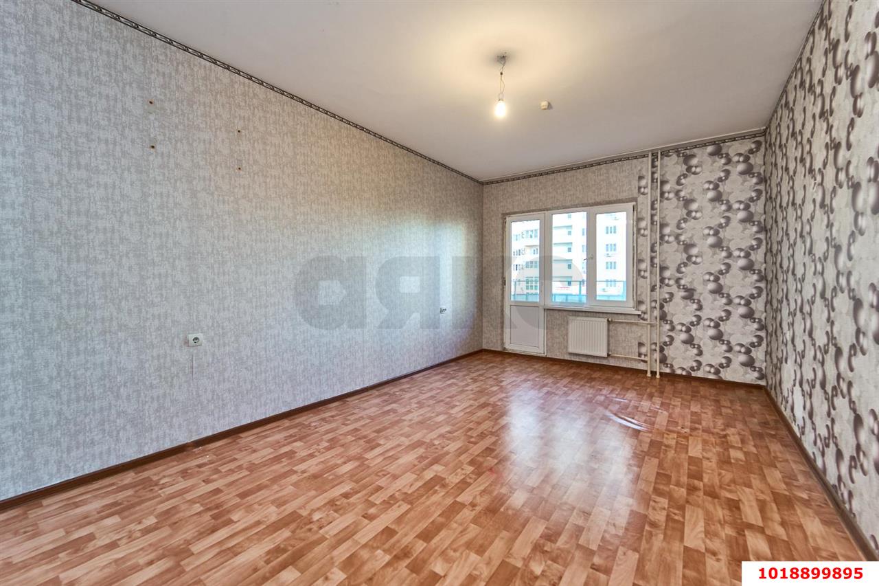 Фото №2: 2-комнатная квартира 74&nbsp;м², 4/17&nbsp;эт. - Краснодар, Прикубанский внутригородской округ, мкр. имени Маршала Жукова, ул. Александра Покрышкина, 4/4