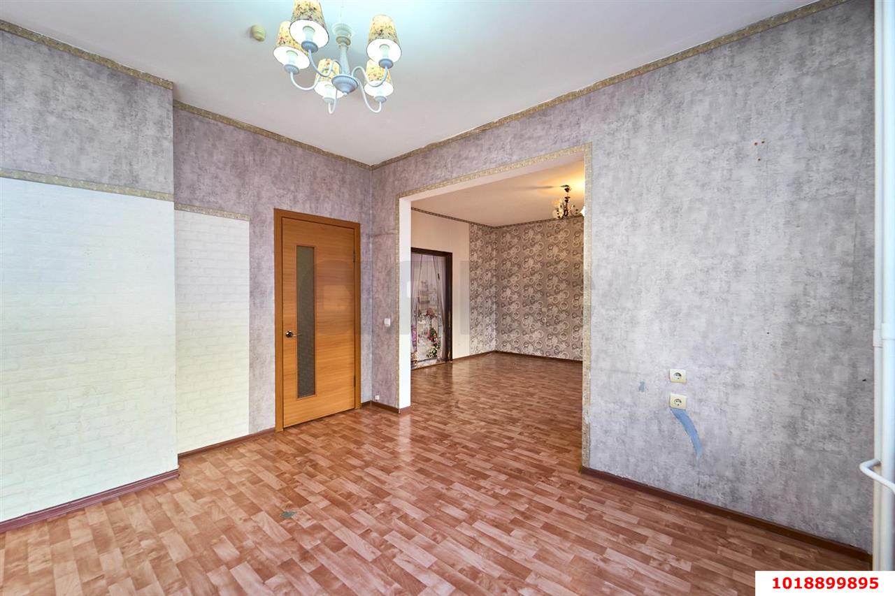 Фото №7: 2-комнатная квартира 74&nbsp;м², 4/17&nbsp;эт. - Краснодар, Прикубанский внутригородской округ, мкр. имени Маршала Жукова, ул. Александра Покрышкина, 4/4