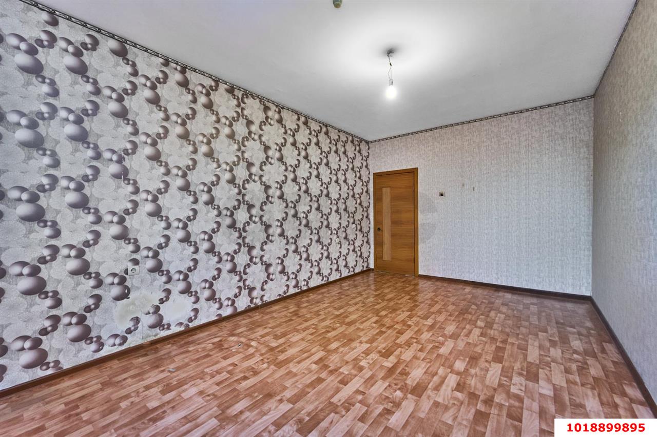 Фото №3: 2-комнатная квартира 74&nbsp;м², 4/17&nbsp;эт. - Краснодар, Прикубанский внутригородской округ, мкр. имени Маршала Жукова, ул. Александра Покрышкина, 4/4