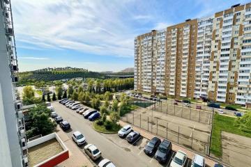 Фото №1: 2-комнатная квартира 61 м², 5/16 эт. - Краснодар, ж/р Восточный, ул. им. Героя Сарабеева В.И., 9/1