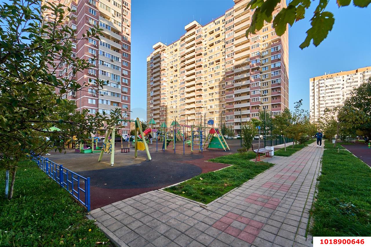 Фото №18: 1-комнатная квартира 45&nbsp;м², 8/18&nbsp;эт. - Краснодар, Прикубанский внутригородской округ, мкр. ЖК Бауинвест, ул. имени 40-летия Победы, 186к1
