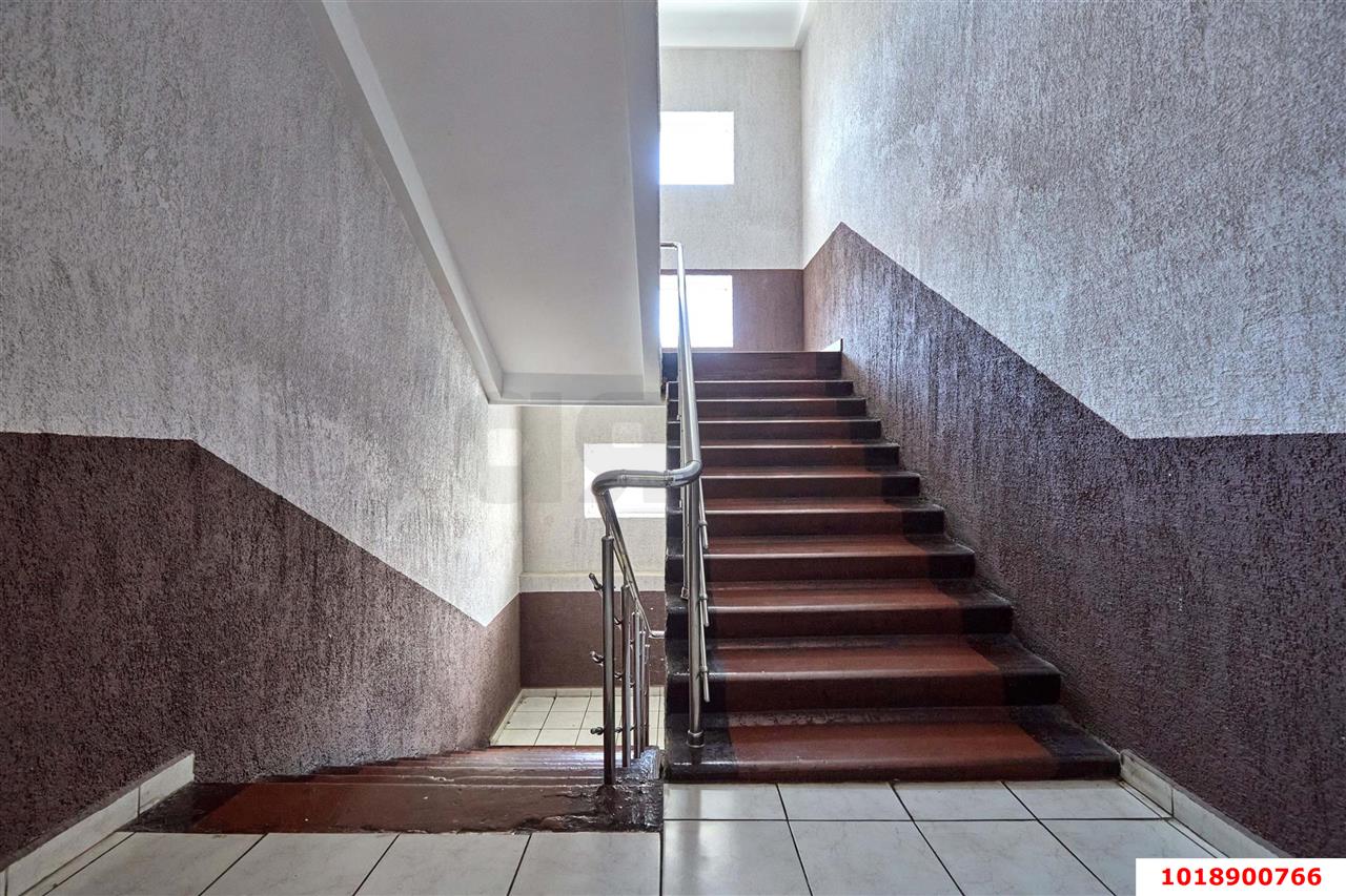 Фото №10: Отдельное здание 2425&nbsp;м², 1/4&nbsp;эт. - Краснодар, Карасунский внутригородской округ, мкр. Камвольно-суконный Комбинат, ул. Уральская, 99к2
