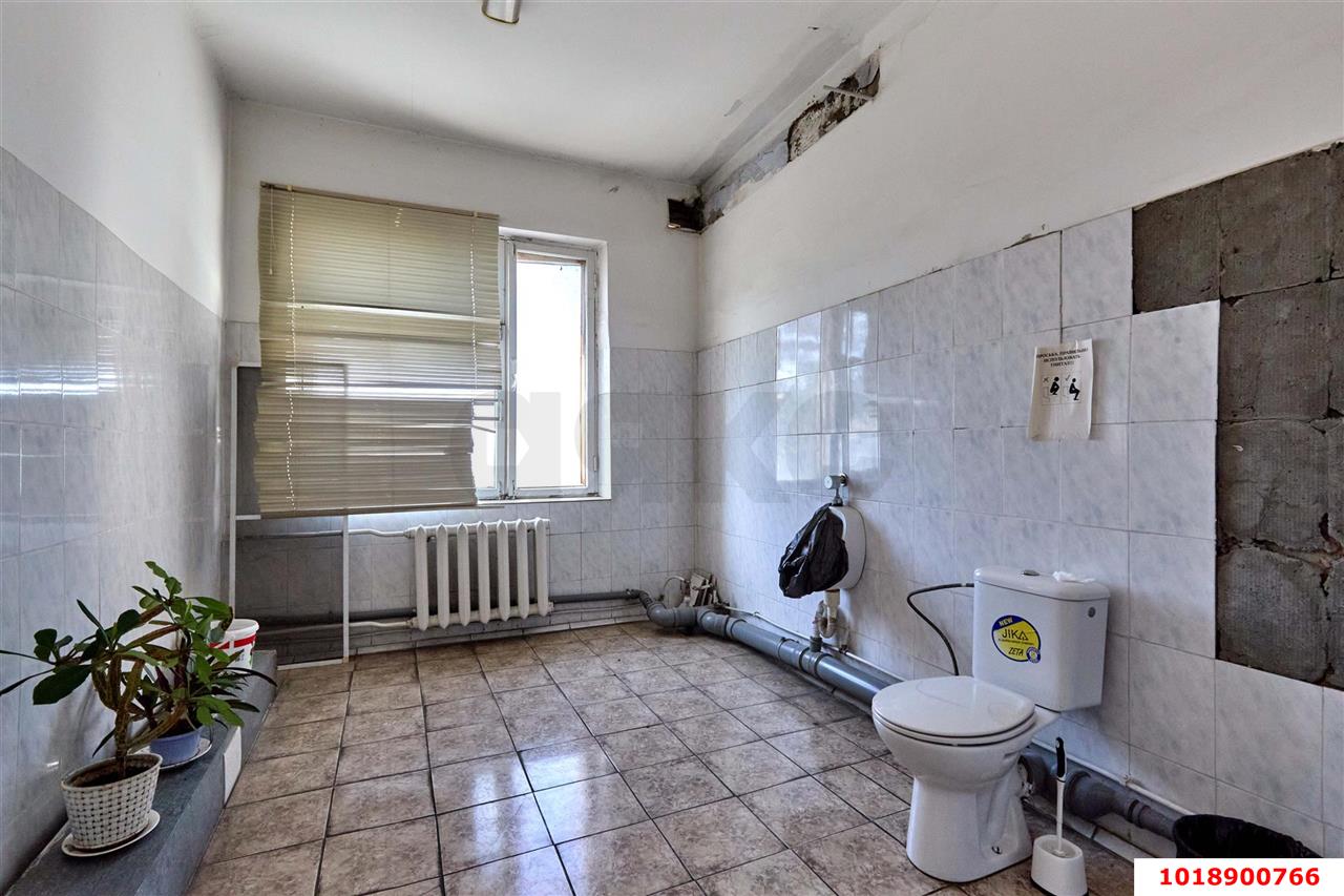 Фото №13: Отдельное здание 2425&nbsp;м², 1/4&nbsp;эт. - Краснодар, Карасунский внутригородской округ, мкр. Камвольно-суконный Комбинат, ул. Уральская, 99к2