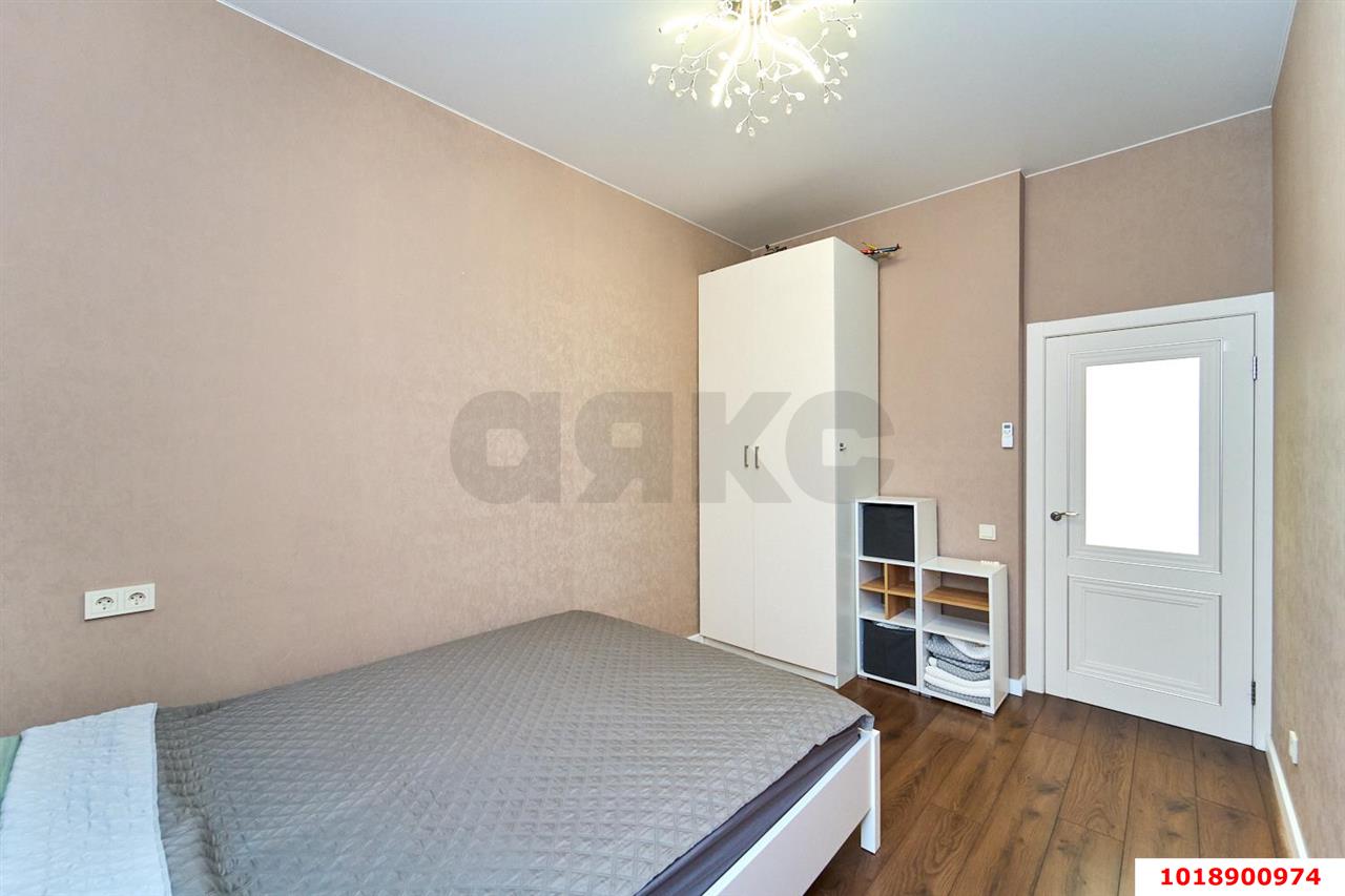 Фото №9: 3-комнатная квартира 76&nbsp;м², 16/16&nbsp;эт. - Краснодар, Прикубанский внутригородской округ, мкр. жилой комплекс Самолёт-4, ул. Константина Гондаря, 99