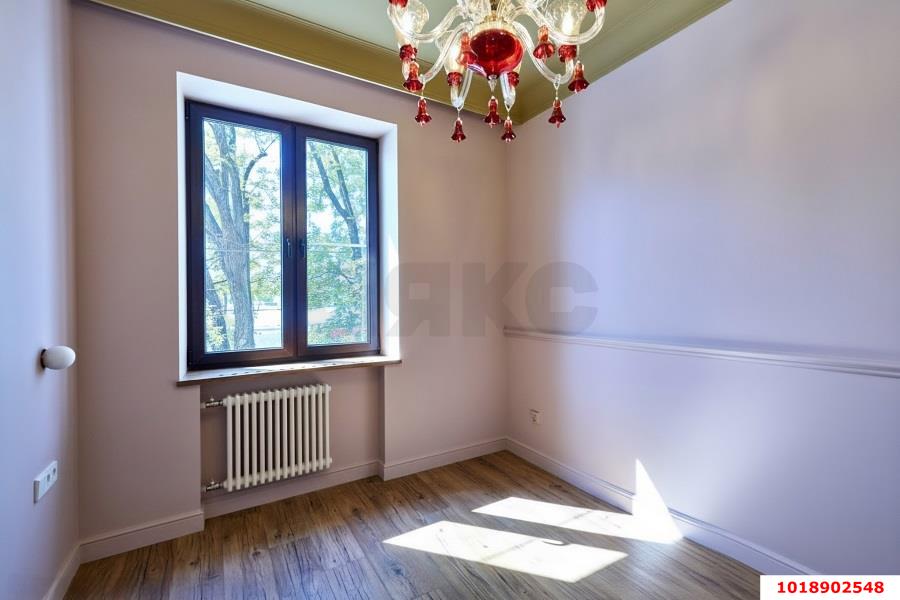 Фото №19: 3-комнатная квартира 68&nbsp;м², 2/5&nbsp;эт. - Краснодар, мкр. Центральный внутригородской округ, ул. Красная, 206