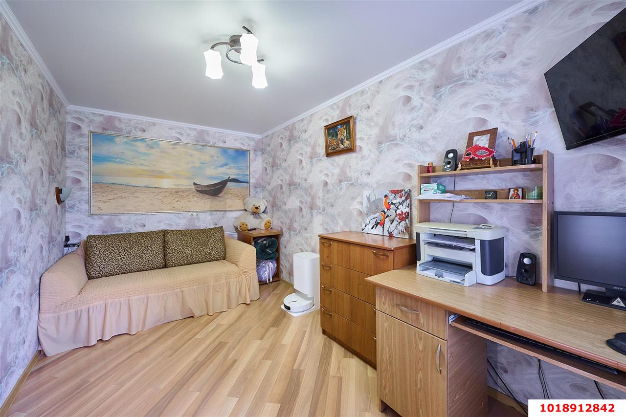 Фото №4: 2-комнатная квартира 71&nbsp;м², 5/14&nbsp;эт. - Краснодар, Западный внутригородской округ, мкр. Центральный, ул. имени Пушкина, 5