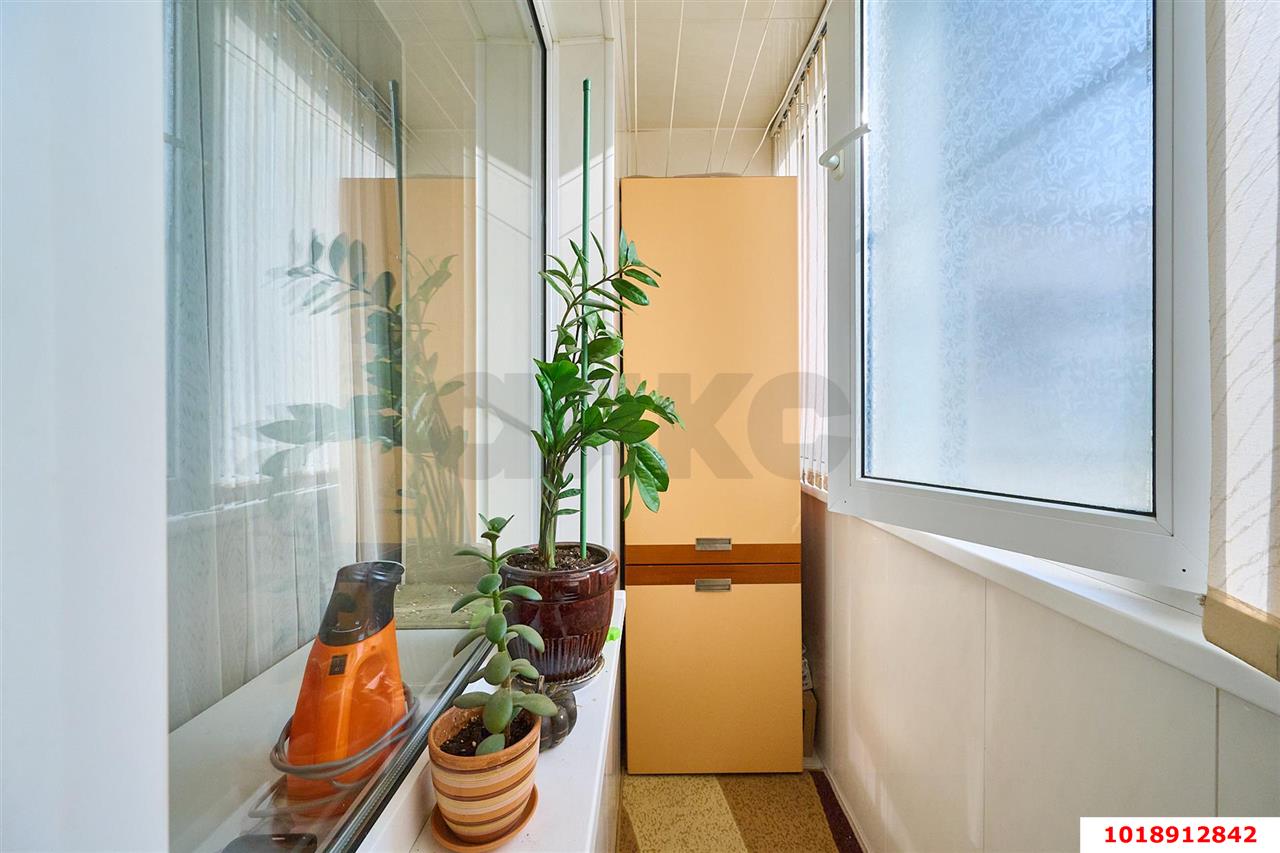 Фото №11: 2-комнатная квартира 71&nbsp;м², 5/14&nbsp;эт. - Краснодар, Западный внутригородской округ, мкр. Центральный, ул. имени Пушкина, 5