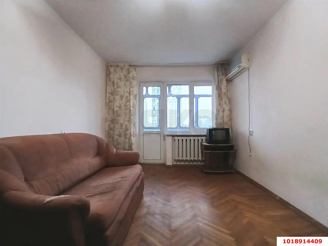 Фото №1: 3-комнатная квартира 62&nbsp;м², 5/5&nbsp;эт. - Краснодар, Центральный внутригородской округ, мкр. Центральный, ул. Коммунаров, 209
