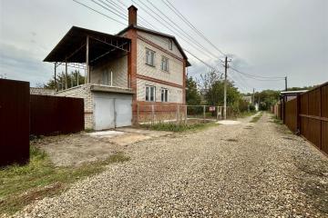 Фото №1: Дом 116&nbsp;м² + 4.19&nbsp;сот., 2&nbsp;эт. - Краснодар, мкр. СНТ Россинский, ул. Вишнёвая, 71