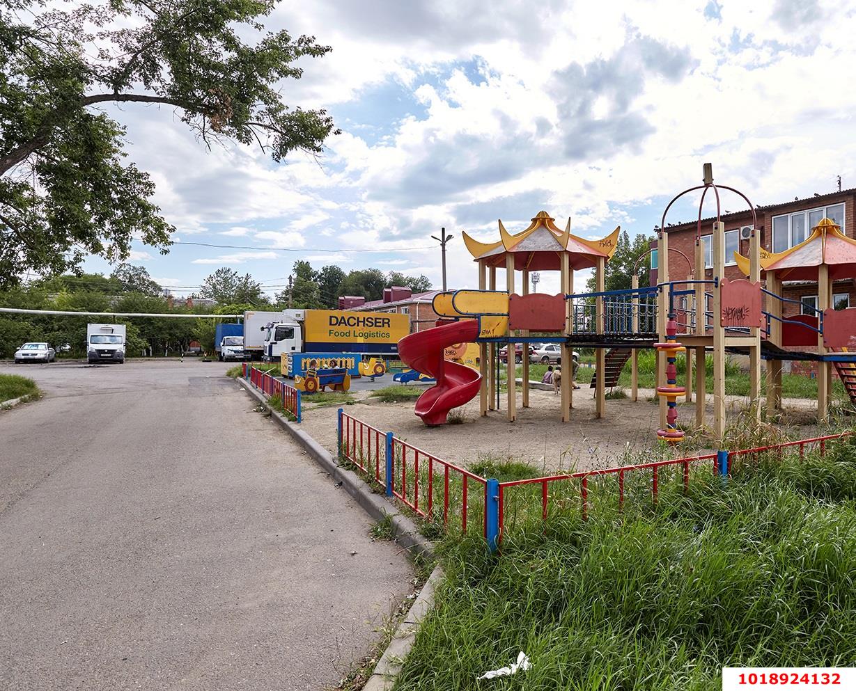 Фото №18: 3-комнатная квартира 58&nbsp;м², 3/3&nbsp;эт. - Яблоновский, ул. Карла Маркса, 12/1