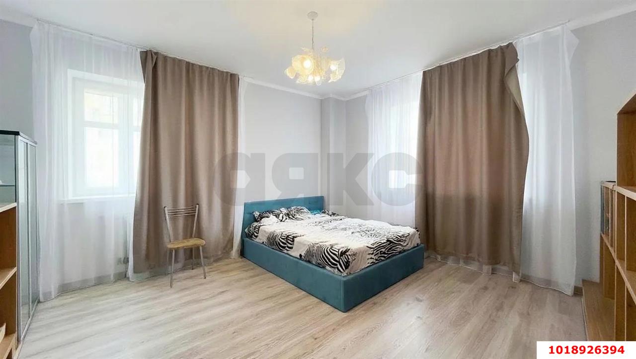 Фото №4: 2-комнатная квартира 92&nbsp;м², 13/16&nbsp;эт. - Краснодар, Западный внутригородской округ, мкр. Центральный, ул. Постовая, 29