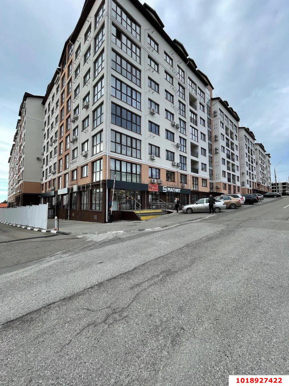 Фото №3: Торговое помещение 374&nbsp;м², 1/7&nbsp;эт. - Геленджик, мкр. ЖК Акварель, пер. Больничный, 4к8