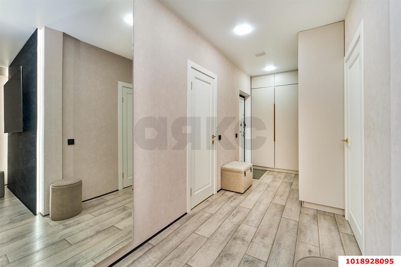 Фото №10: 2-комнатная квартира 64&nbsp;м², 9/16&nbsp;эт. - Краснодар, Прикубанский внутригородской округ, мкр. 9-й километр, ул. Ярославская, 113к1