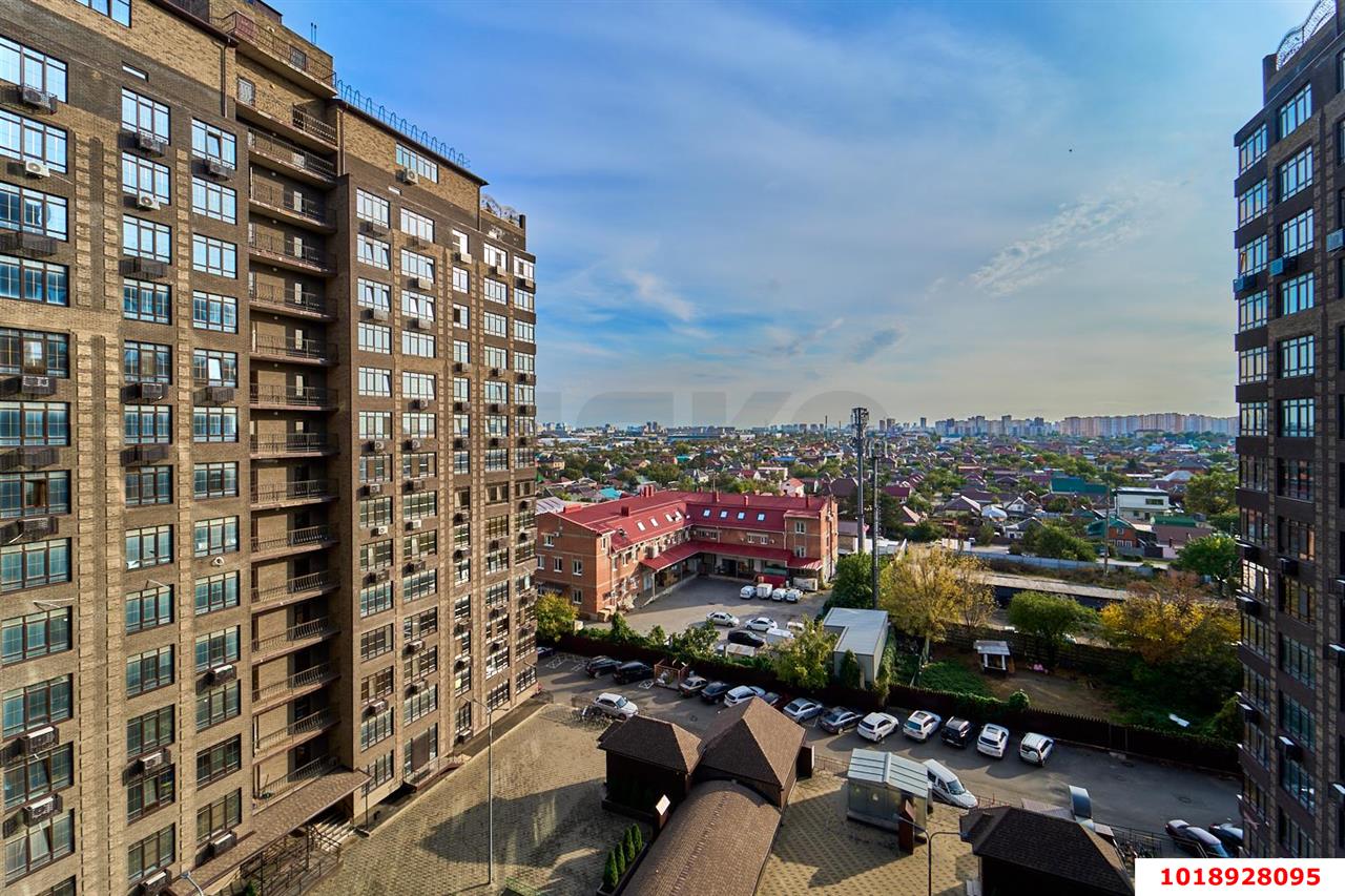 Фото №16: 2-комнатная квартира 64&nbsp;м², 9/16&nbsp;эт. - Краснодар, Прикубанский внутригородской округ, мкр. 9-й километр, ул. Ярославская, 113к1