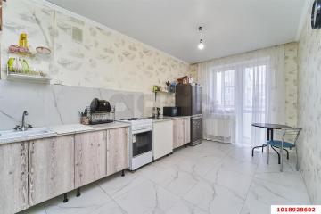 Фото №1: 3-комнатная квартира 76 м², 1/3 эт. - Краснодар, мкр. жилой комплекс Новая Португалия, ул. Лиссабонская, 109к20