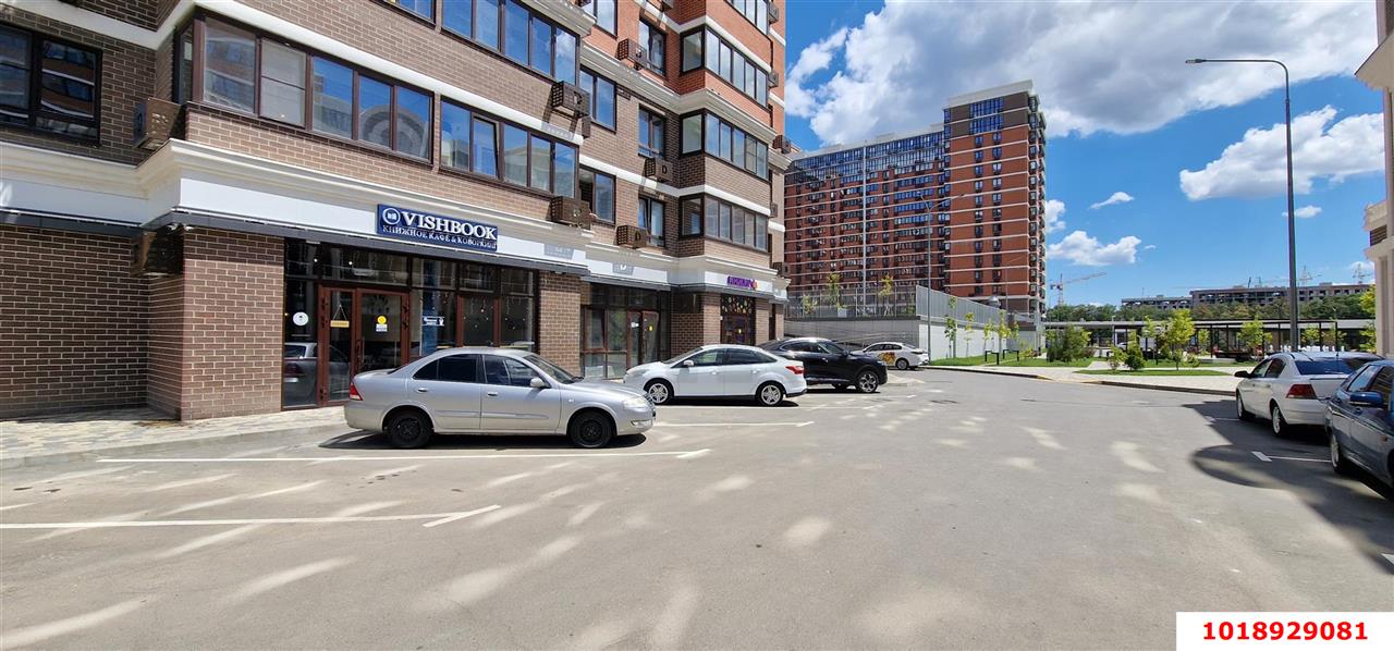 Фото №3: Торговое помещение 70&nbsp;м², 1/19&nbsp;эт. - Краснодар, Прикубанский внутригородской округ, мкр. жилой комплекс Самолёт-2, ул. Западный Обход, 57к2