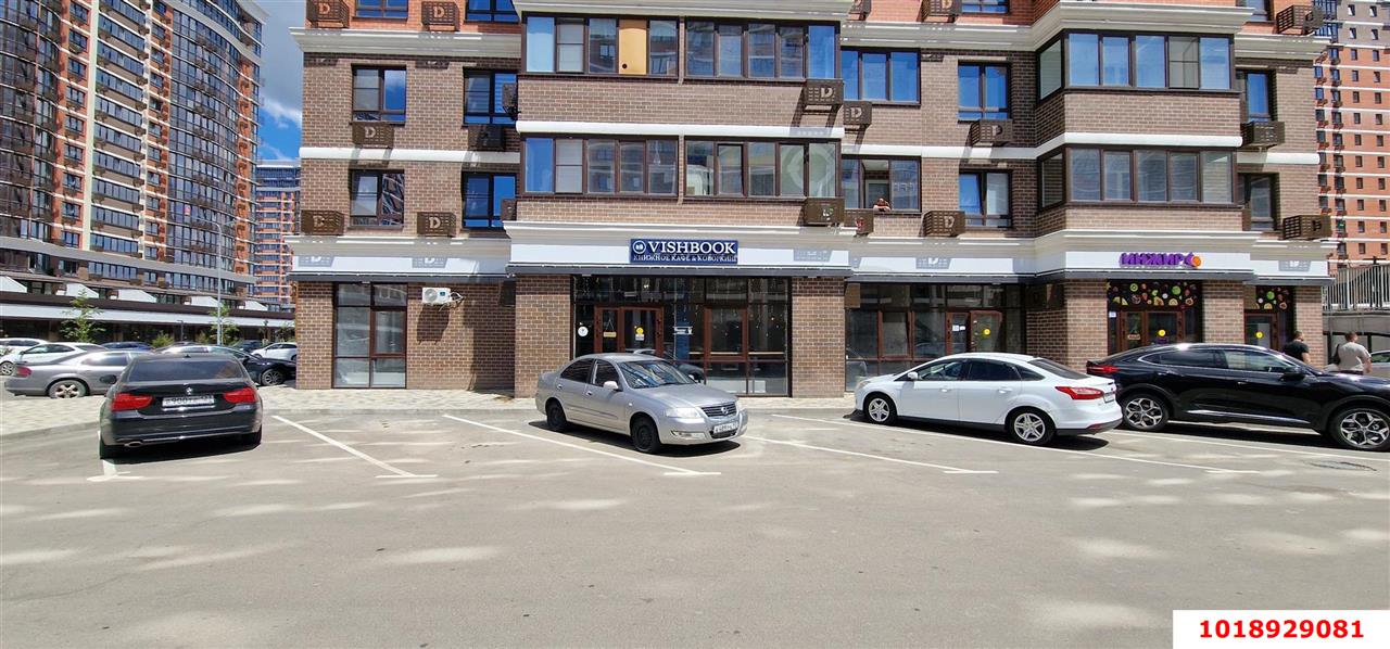 Фото №4: Торговое помещение 70&nbsp;м², 1/19&nbsp;эт. - Краснодар, Прикубанский внутригородской округ, мкр. жилой комплекс Самолёт-2, ул. Западный Обход, 57к2