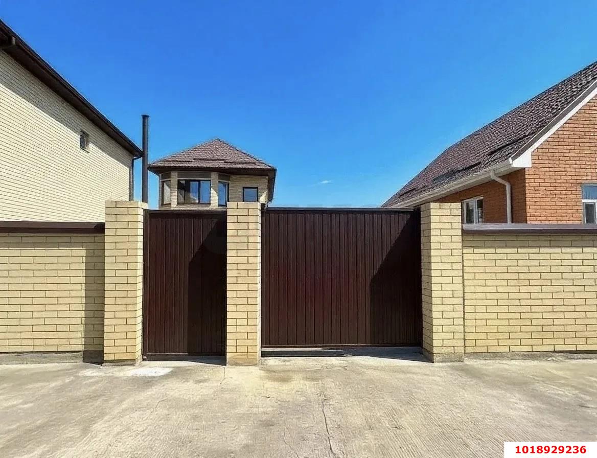 Фото №1: Дом 147&nbsp;м² + 4&nbsp;сот., 2&nbsp;эт. - Российский, мкр. Прикубанский внутригородской округ, ул. Витебская, 16