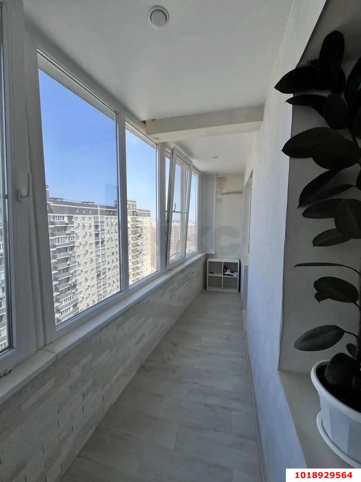 Фото №9: 1-комнатная квартира 34&nbsp;м², 24/24&nbsp;эт. - Краснодар, Прикубанский внутригородской округ, ЖК Лучший, мкр. имени Петра Метальникова, ул. Петра Метальникова, 38