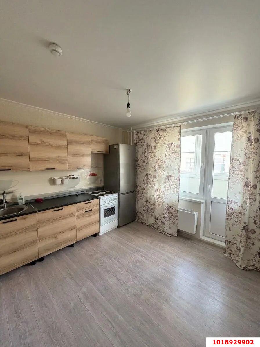 Фото №1: 1-комнатная квартира 40&nbsp;м², 3/14&nbsp;эт. - Краснодар, Прикубанский внутригородской округ, мкр. Молодёжный, ул. Душистая, 37