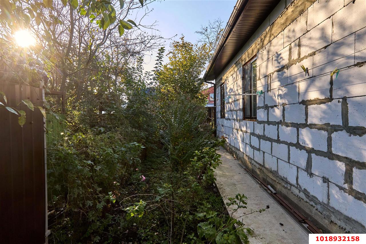 Фото №15: Дом 133&nbsp;м² + 4.05&nbsp;сот., 1&nbsp;эт. - Знаменский, Карасунский внутригородской округ, мкр. СНТ Восход, ул. Вишнёвая, 536