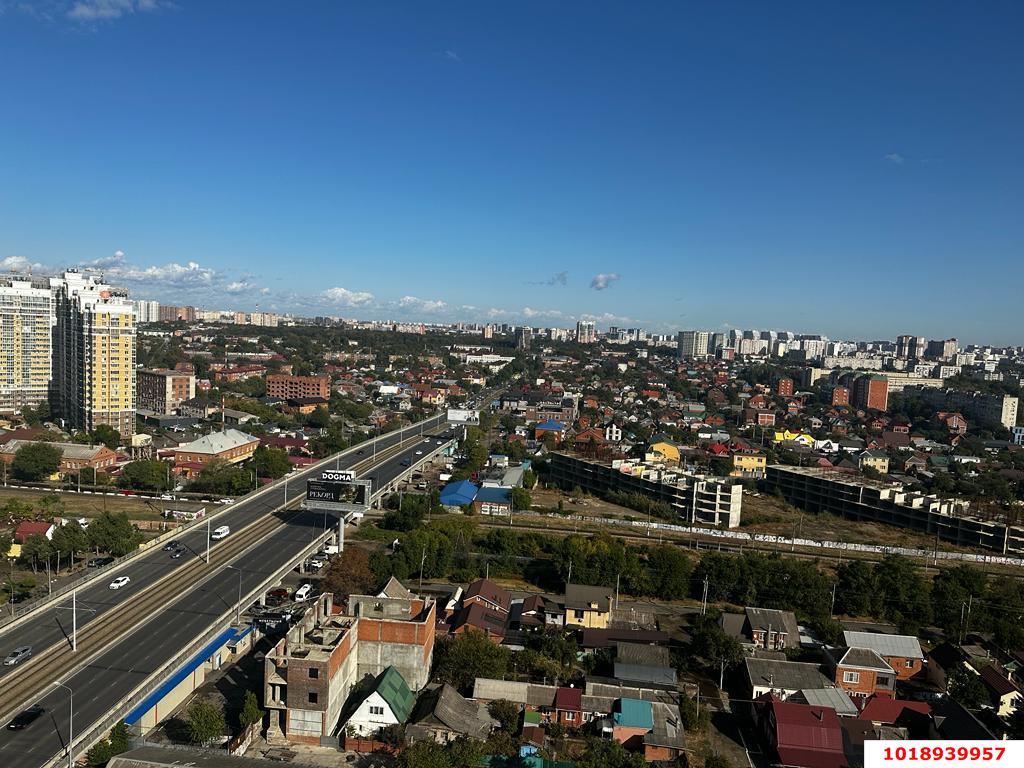 Фото №5: 2-комнатная квартира 82&nbsp;м², 12/20&nbsp;эт. - Краснодар, Центральный внутригородской округ, ЖК Карандашъ, мкр. Центральный, ул. Фабричная, 4
