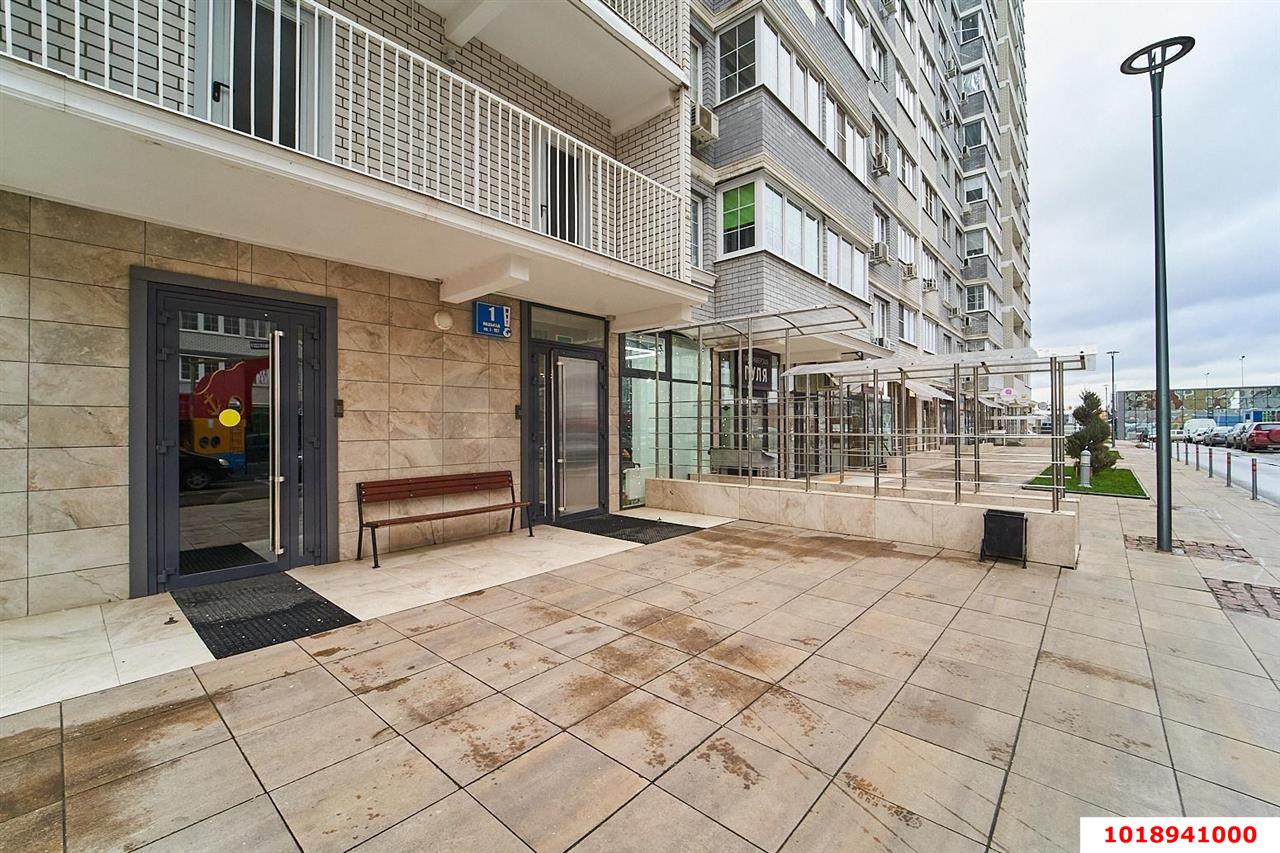 Фото №13: Студия 25&nbsp;м², 17/18&nbsp;эт. - Краснодар, Прикубанский внутригородской округ, имени Петра Метальникова, мкр. ЖК Выше, ул. Евгении Жигуленко, 25к1