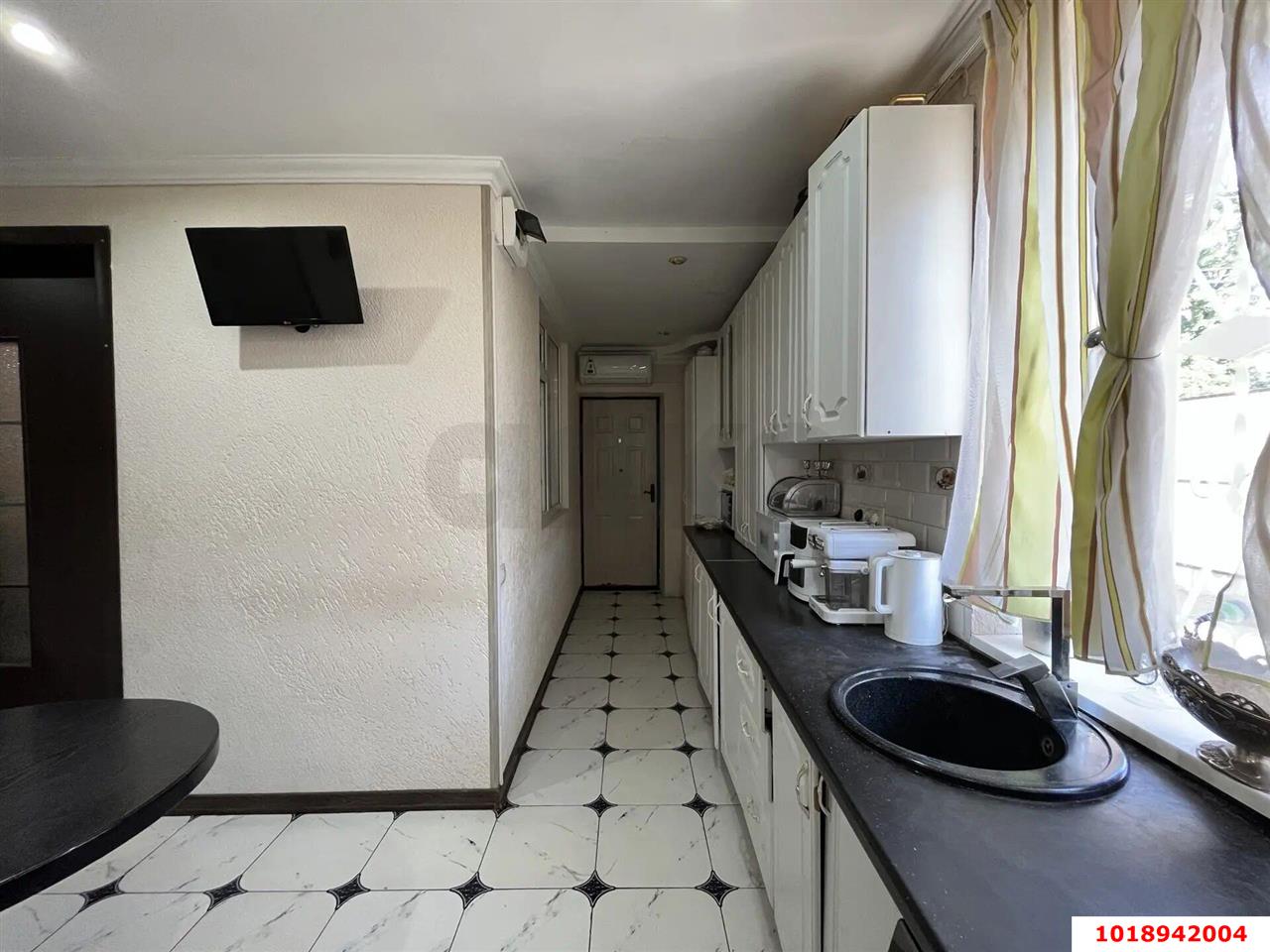 Фото №9: 2-комнатная квартира 56&nbsp;м², 1/1&nbsp;эт. - Краснодар, Центральный внутригородской округ, мкр. Центральный, ул. Леваневского, 75