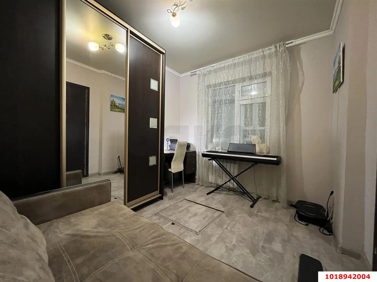 Фото №4: 2-комнатная квартира 56&nbsp;м², 1/1&nbsp;эт. - Краснодар, Центральный внутригородской округ, мкр. Центральный, ул. Леваневского, 75