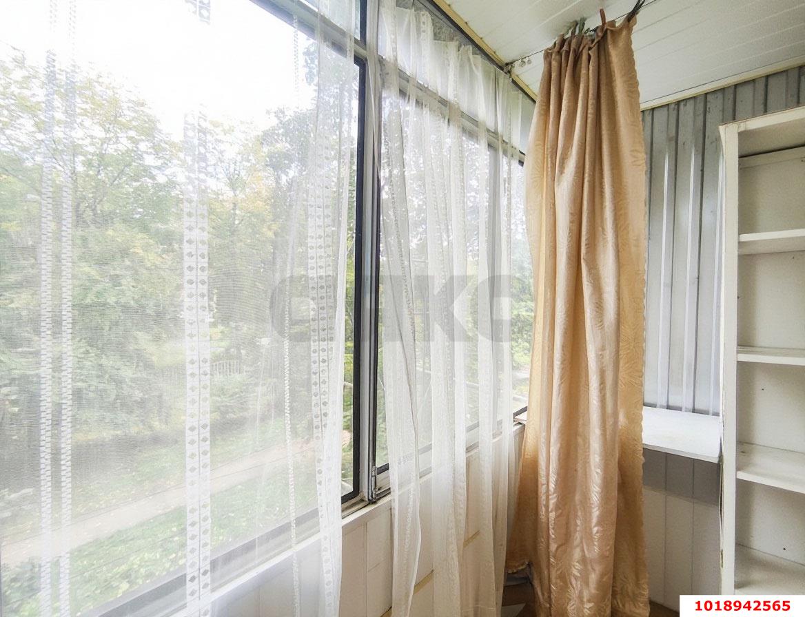 Фото №10: 2-комнатная квартира 50&nbsp;м², 2/5&nbsp;эт. - Краснодар, Карасунский внутригородской округ, мкр. Гидростроителей, ул. имени Игнатова, 47