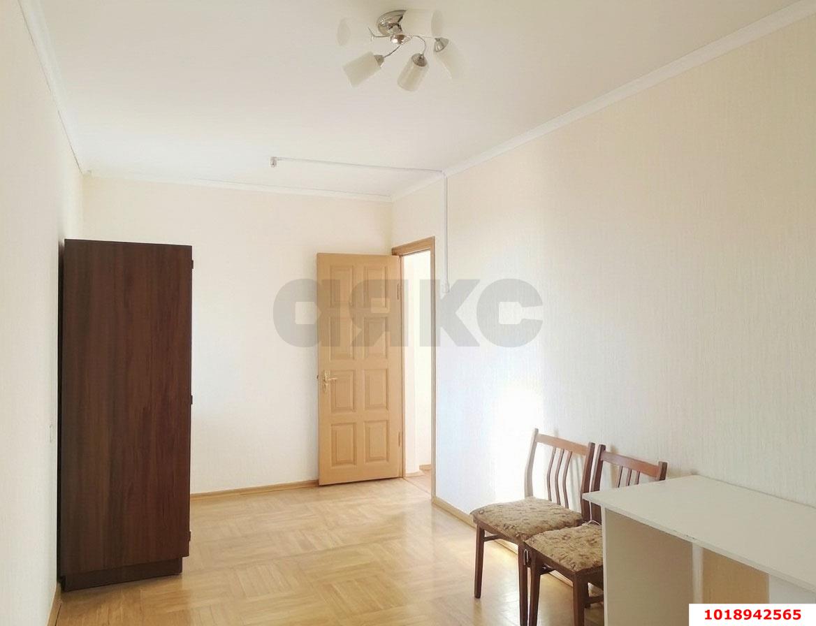 Фото №2: 2-комнатная квартира 50&nbsp;м², 2/5&nbsp;эт. - Краснодар, Карасунский внутригородской округ, мкр. Гидростроителей, ул. имени Игнатова, 47