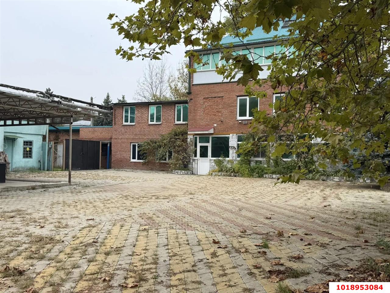 Фото №6: Офисное помещение 42&nbsp;м², 2/2&nbsp;эт. - Краснодар, Прикубанский внутригородской округ, мкр. Фестивальный, ул. Гагарина, 69/2