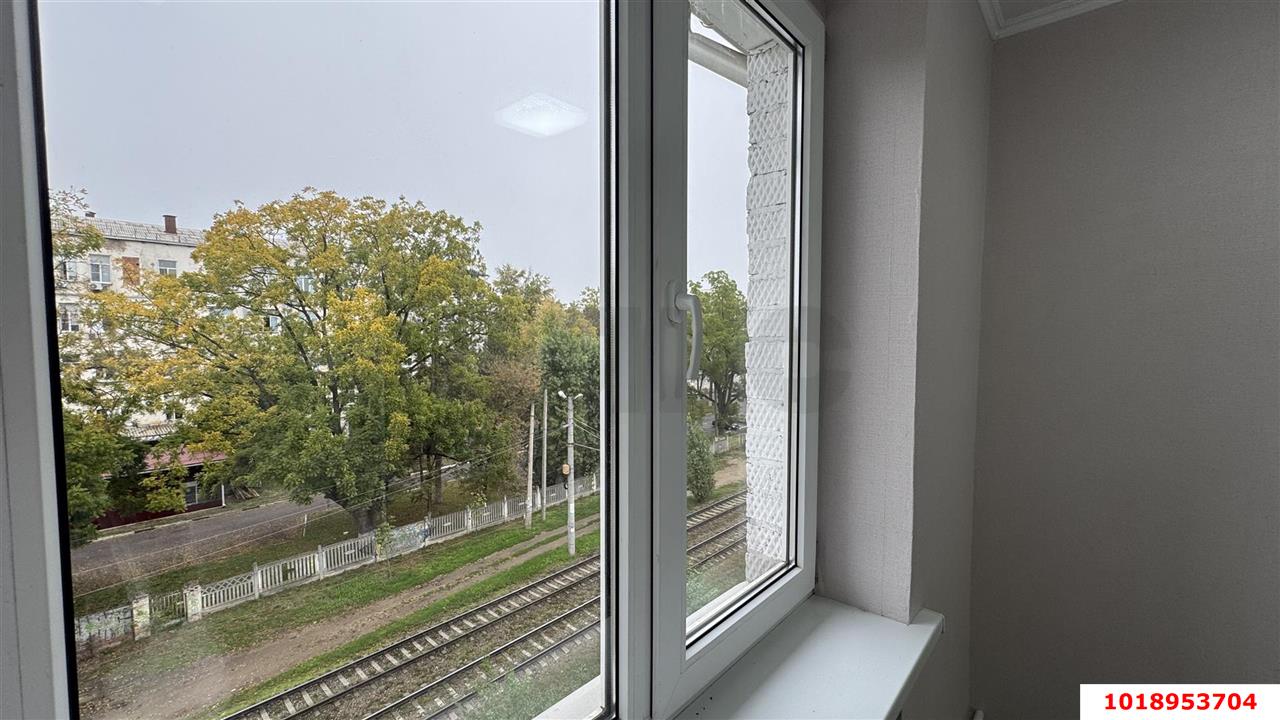 Фото №9: 2-комнатная квартира 43&nbsp;м², 5/5&nbsp;эт. - Краснодар, Центральный внутригородской округ, мкр. 40 лет Победы, ул. Клиническая