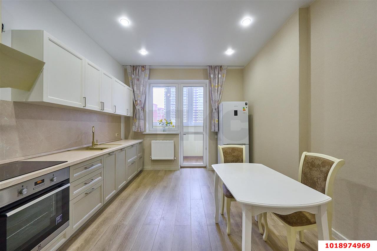 Фото №1: 2-комнатная квартира 75&nbsp;м², 5/20&nbsp;эт. - Краснодар, Прикубанский внутригородской округ, Авиагородок, мкр. ЖК На Стахановской, ул. Стахановская, 1/5