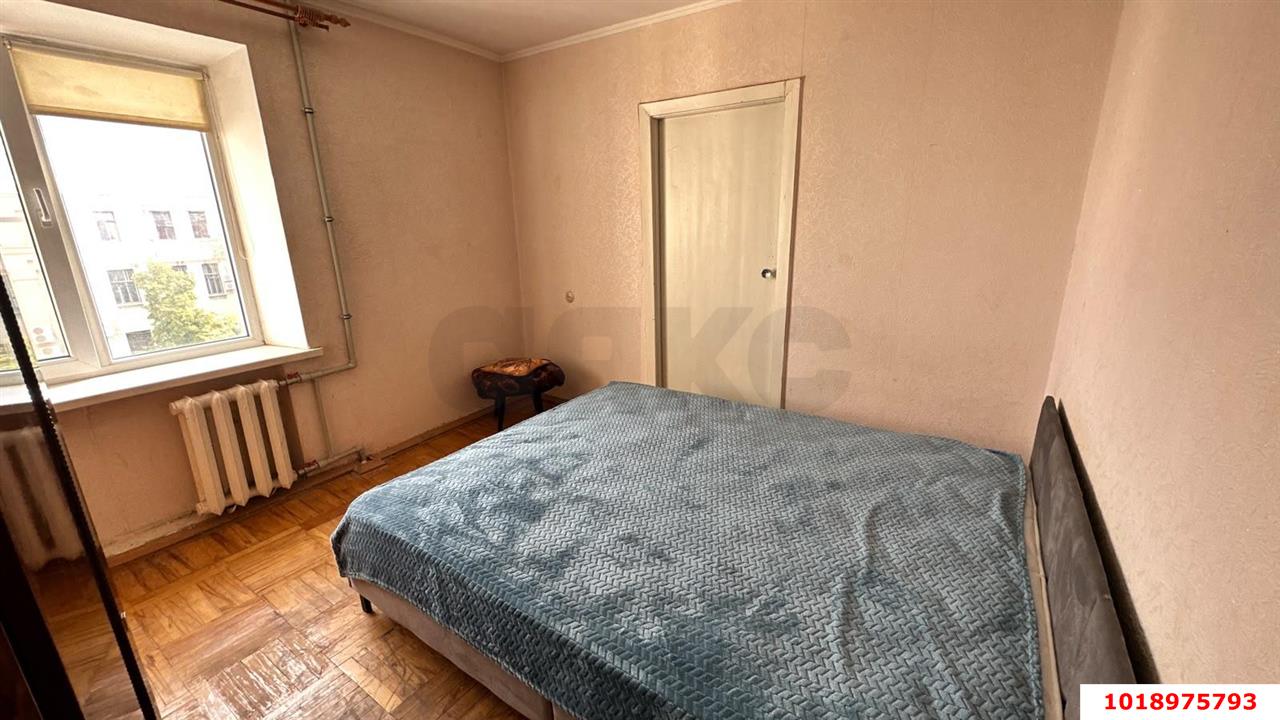 Фото №4: 3-комнатная квартира 65&nbsp;м², 1/9&nbsp;эт. - Краснодар, Западный внутригородской округ, мкр. Центральный, ул. Гоголя, 64