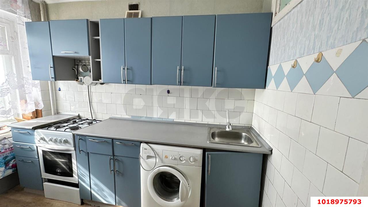 Фото №6: 3-комнатная квартира 65&nbsp;м², 1/9&nbsp;эт. - Краснодар, Западный внутригородской округ, мкр. Центральный, ул. Гоголя, 64