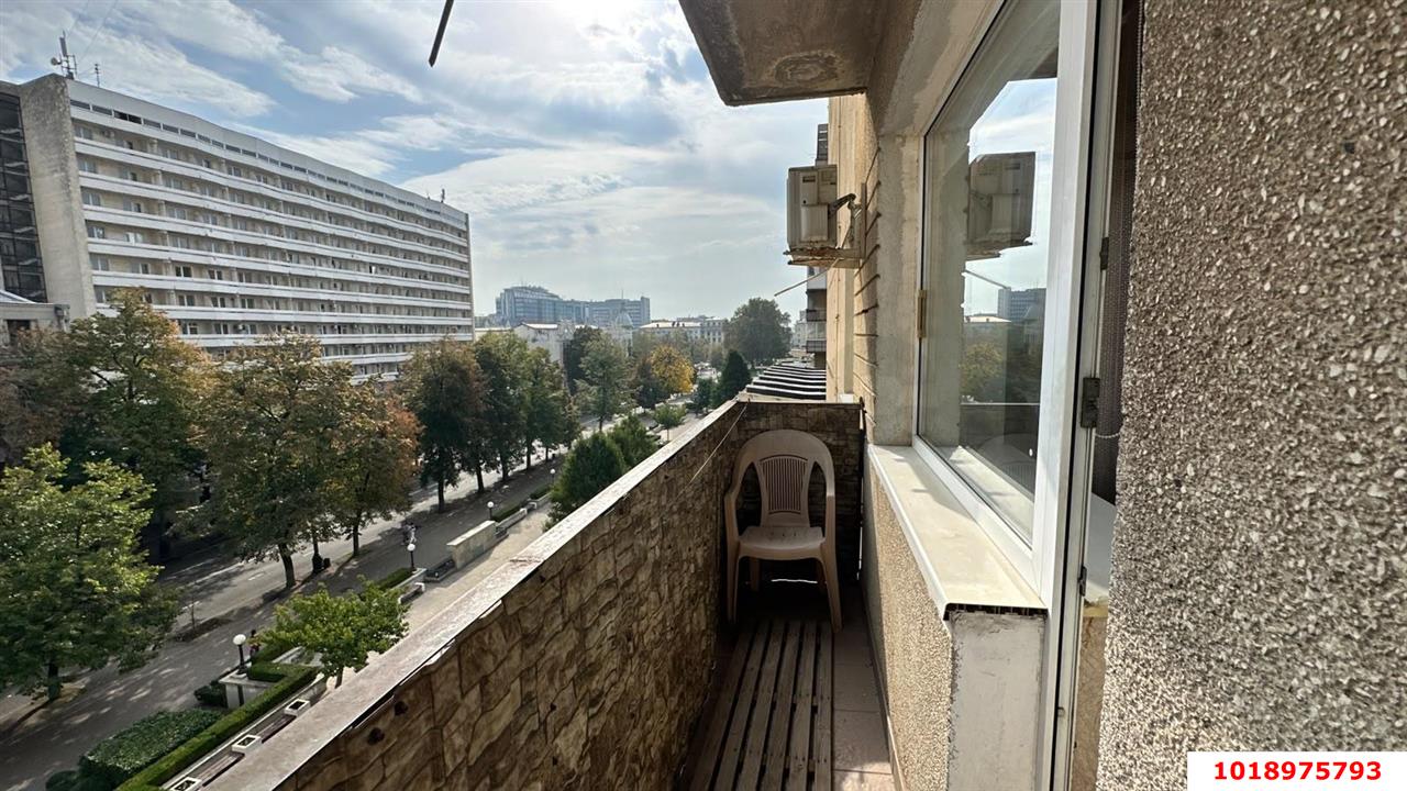 Фото №8: 3-комнатная квартира 65&nbsp;м², 1/9&nbsp;эт. - Краснодар, Западный внутригородской округ, мкр. Центральный, ул. Гоголя, 64
