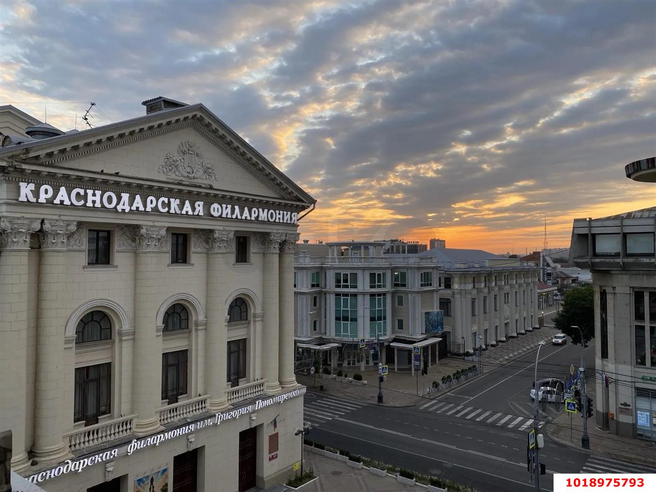 Фото №11: 3-комнатная квартира 65&nbsp;м², 1/9&nbsp;эт. - Краснодар, Западный внутригородской округ, мкр. Центральный, ул. Гоголя, 64